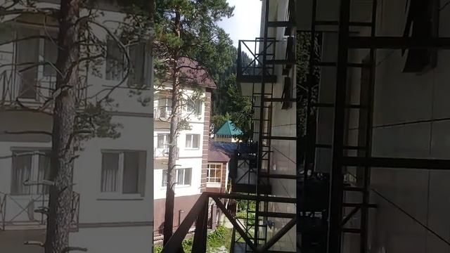 Домбай вид с балкона