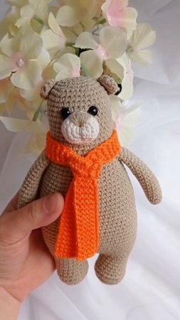 Мишка в оранжевом шарфе 🧣