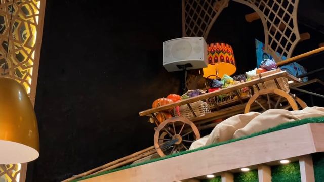 Новый Фон Ресторана Финик смотреть онлайн