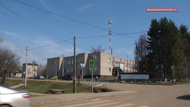 Про вышку МТС на Доме культуры.