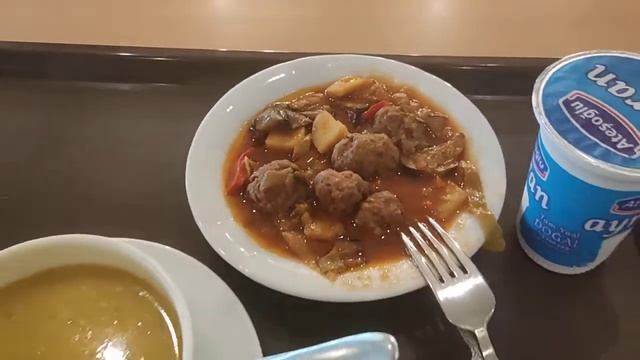 обед в Турции (беликдюзю) 37 лир (130р) смотреть онлайн