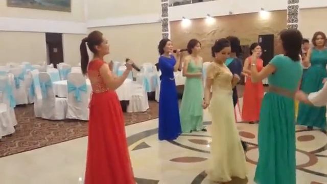 Акылай и Касиет Талас ш. Ресторан Талас. смотреть онлайн