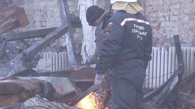 Пожар в ТЦ "Адмирал" (13.03.2015) смотреть онлайн