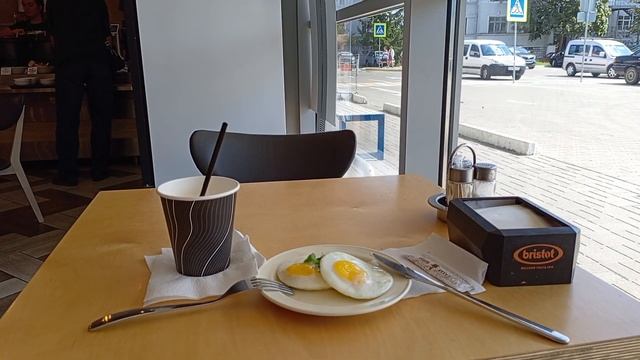 #Полдник в кафе магазина "Бауцентр" смотреть онлайн