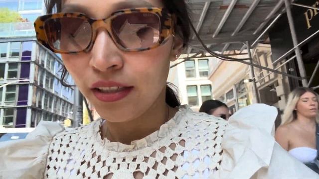 ШОППИНГ НА СОХО ЗА 100 $.СЕКРЕТНЫЕ МЕСТА. смотреть онлайн