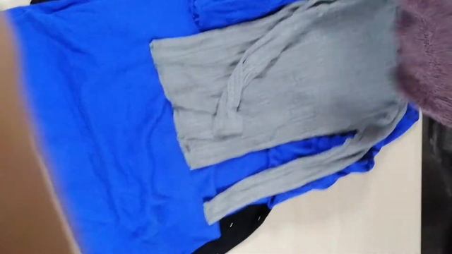 🚚 Привоз курток, джемперов, баек, штанов, спортивных шорт смотреть онлайн