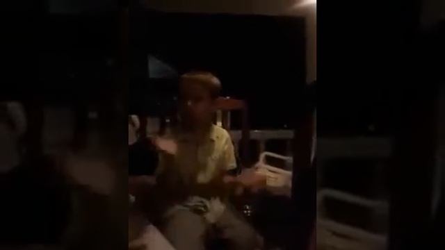 Тайский баттл: чипсы, жуки или червяки? смотреть онлайн