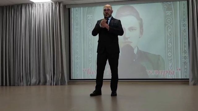 Шигырь бәйрәме узды