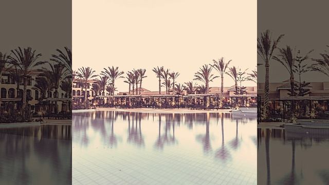 Звуки (Ресторан гостиницы) смотреть онлайн