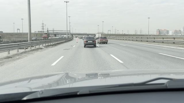 Путешествие по улицам города: автомобиль как средство открытия