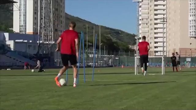 ФК МАШУК НАЧАЛ ПОДГОТОВКУ К НОВОМУ СЕЗОНУ смотреть онлайн