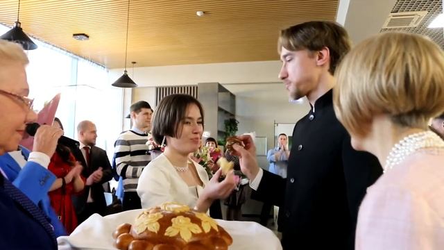 Встреча молодоженов смотреть онлайн