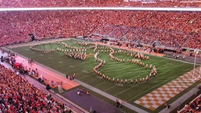 UTK vs Ball State halftime show смотреть онлайн