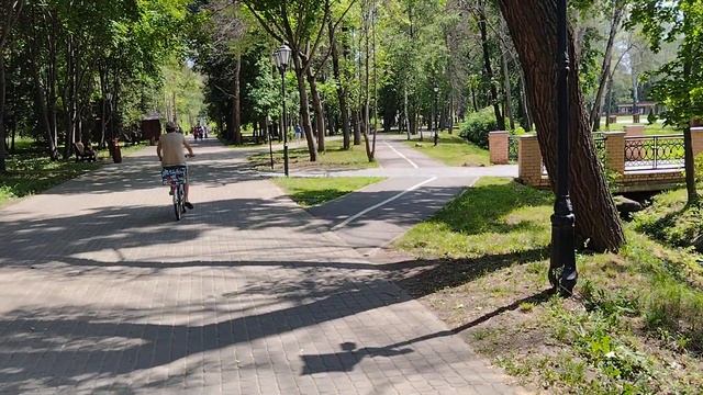 Липецк.Пешая прогулка по Липецку.Кусочек Нижнего парка. 9.06.2024 смотреть онлайн