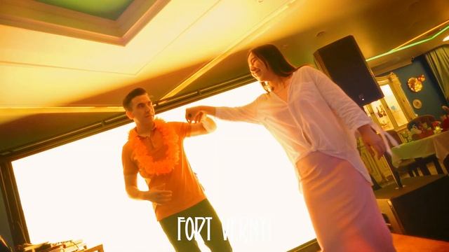 Кафе, "Форт Верный" в Алматы / MNC Media смотреть онлайн