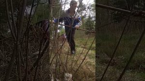 Как вытащить ниву 2121 ручной лебедкой.