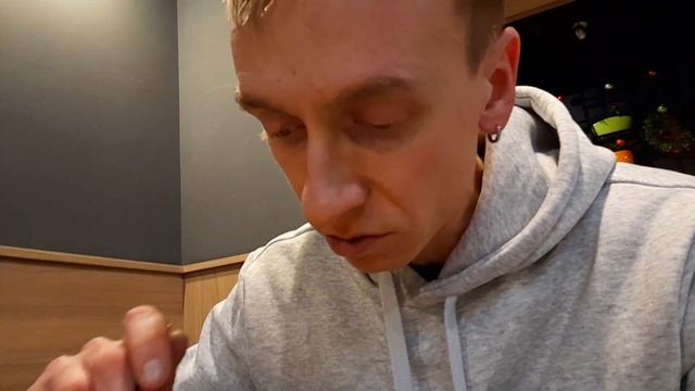 НАЕЛСЯ В "ПУЗАТОЙ ХАТЕ"/ ИГРАЕМ НА PS5, В MORTAL KOMBAT/ ЁЛКА НА СОФИЕВСКОЙ ПЛОЩАДИ смотреть онлайн