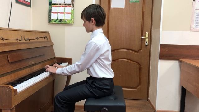 Кармишин Максим Ю. Слонов Листок из альбома