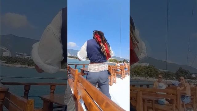 Джек Воробей на Корсаре в Геленджике смотреть онлайн
