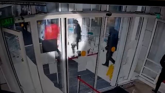 Задержание группы вымогателей в ВКО показали на видео смотреть онлайн