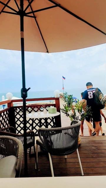 Сочи Мамайка- Завтрак у моря кафе Олива. 24.08.24. смотреть онлайн