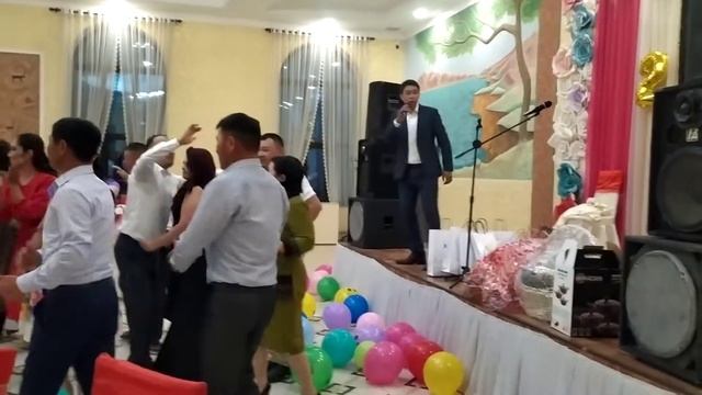 Рустам Сагыналиев 20 жылдыкта Бала Саруу 1984 менен смотреть онлайн