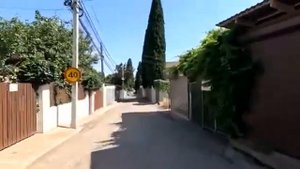 Туристический сезон в Крыму пошел по одному местуПустые пляжи в посёлках Солнечногорское Малореченс