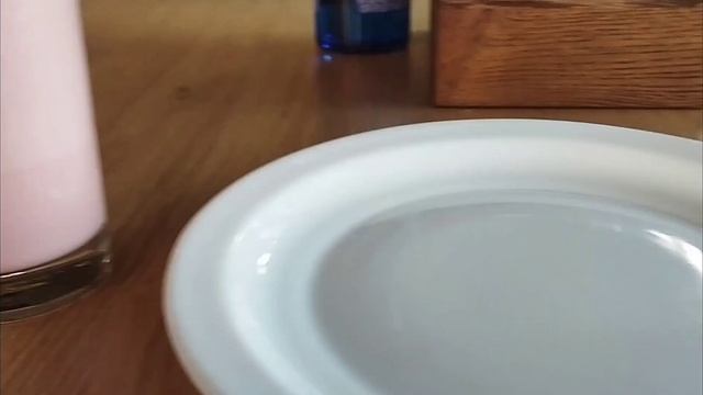 В КАФЕ НА ДР РОДСТВЕННИЦЫ | МИНИ ВЛОГ | ЭМИЛИЯ СМЯЛЭК смотреть онлайн