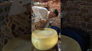 Сыр Грана подано режем голову 40 кг