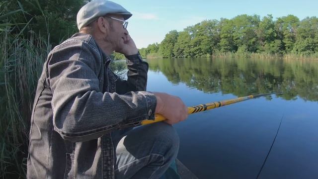 РЫБАЛКА на ЖИВЦА с ПОПЛАВОЧНОЙ УДОЧКОЙ ЛЕТОМ 2024 смотреть онлайн