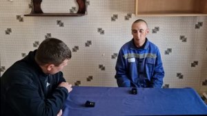 Пленный ВСУ. Житель Донецкой Области. Сдался Дрону .Показывал жестами Сдаюсь