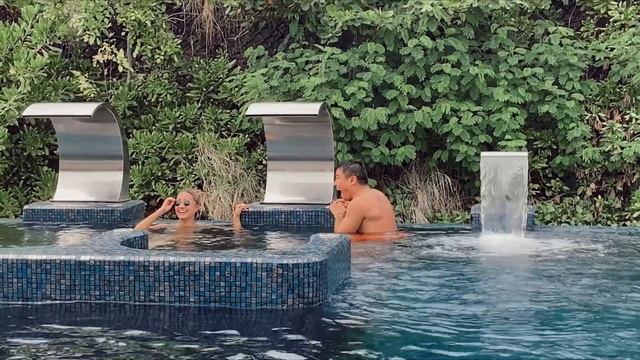 День в спа / Мальдивы смотреть онлайн