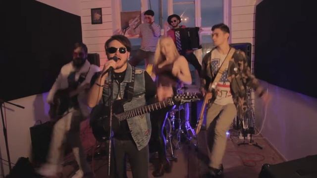 Приглос на концерт ХЛЕБА И ЗРЕЛИЩ! 29.12.17 смотреть онлайн