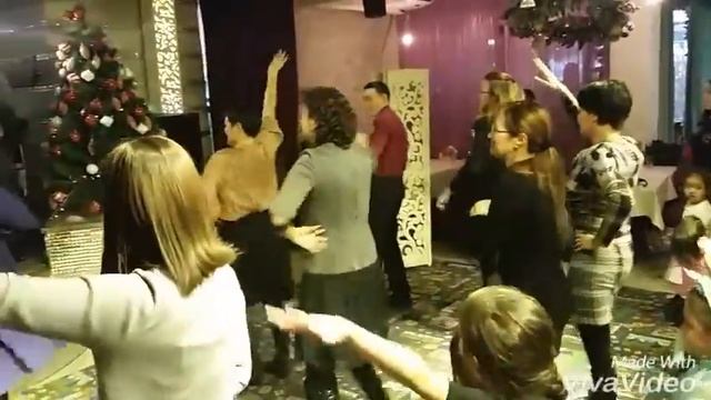 флешмоб Алматы хореограф Гулзада.mp4 смотреть онлайн