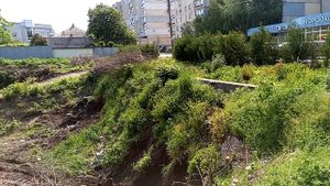 В центре Лисичанска начались работы по созданию нового места для отдыха горожан и гостей города!...