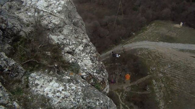 Прыжки с "Красного Камня" (Крым АР, Гурзуф) 8 марта 2013 смотреть онлайн