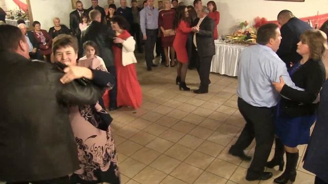 2 диск кафе = Піцерія м. Чортків 28 10 2017 гурт-Мальви- Fu LL HD 1080 смотреть онлайн