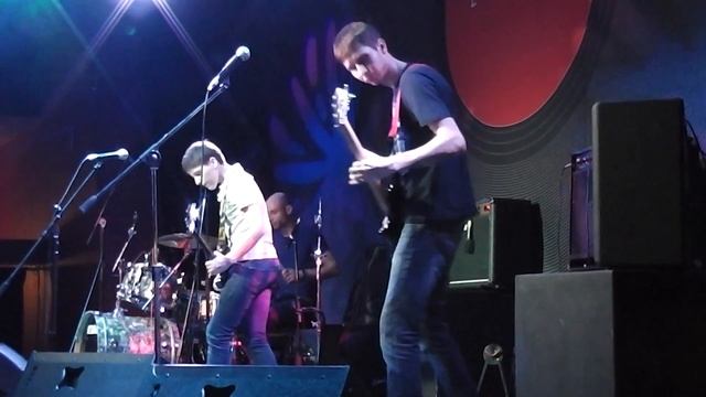 В постели - Прочь!