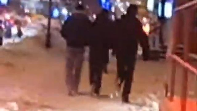 Предновогодний Ёбург от 28.12.2010.mpg смотреть онлайн