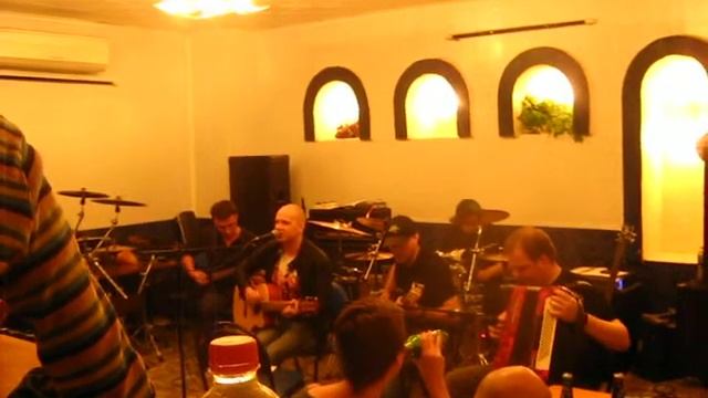 Эр.Зо. - Концерт 30.04.12 в "Айсберге" - Тошно смотреть онлайн