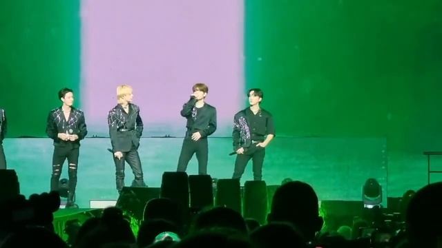 ~концерт•Stray kids~ смотреть онлайн