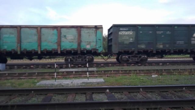 2тэ116-1254 с грузовым поездом ходом с Серова на Приобье по 3 пути по станции Ивдель 1