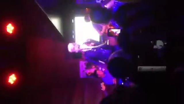 1983 - Neon Trees @ Ricochet Bar/Lounge смотреть онлайн