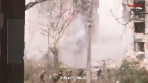Мариуполь штурм администрации и гостиницы в левобережном районе Мариуполя Видео от 1