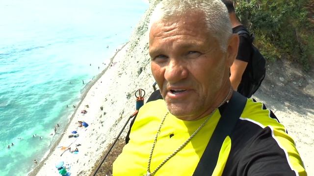 Геленджик 2024. Потрясающий пляж Сосновка./Gelendzhik 2024. Stunning beach Sosnovka. смотреть онлайн