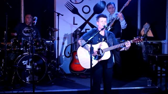 Анна Шевченко (Гурт "Raido") - Червоненька квіточка ( Арт-кафе " Open Kitchen" Полтава 20,09,2020 ) смотреть онлайн