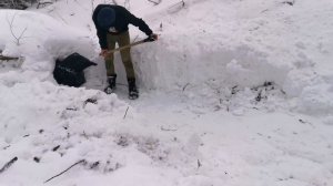 остался ОДИН в ЗИМНЕМ лесу**без ничего до того пока @EGORIK.SHKRED не напишет! ДЕНЬ 2