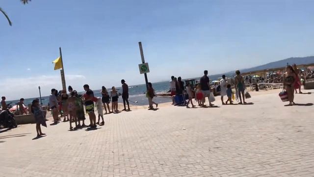 Дорога к морю из отеля MEDPLAYA Piramide Salou смотреть онлайн