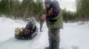 Весенняя рыбалка с сыном, тестем и отцом 1 серия