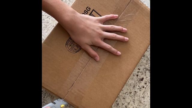 Unboxing NMD r1 Purple смотреть онлайн